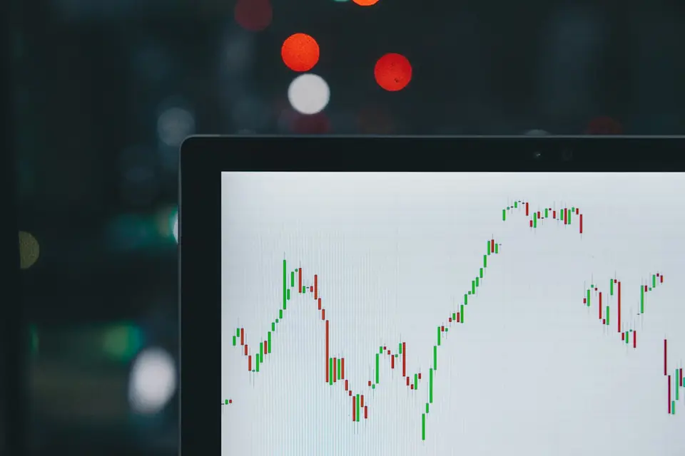 Price chart on a monitor